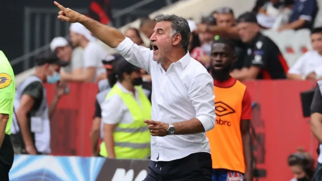 トロワの話 ニースとマルセイユの再試合、観客の暴力で中止に