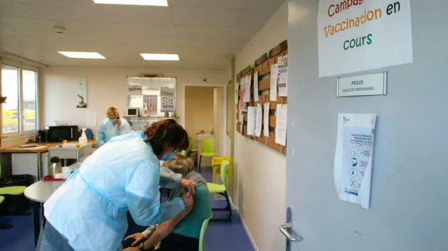 フランスの新型コロナ：推定650万人の未接種者とは？