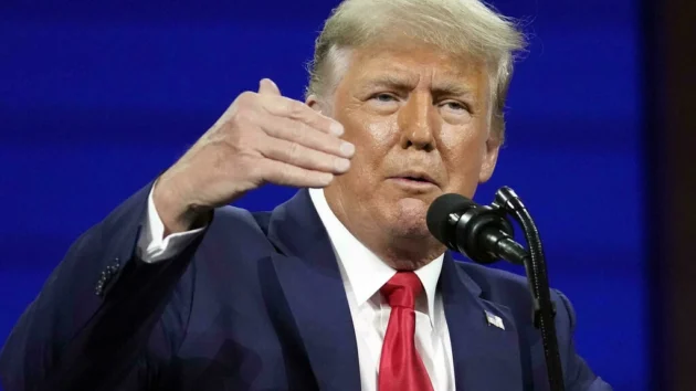 ドナルド・トランプ氏、捜査に協力するまで1日1万ドルの罰金を科す