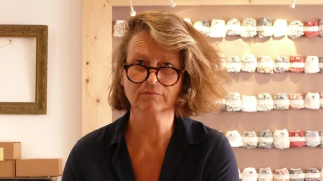 Fleur Pois & Cie:Caroline Juvinのフェミニンで自由なランジェリー