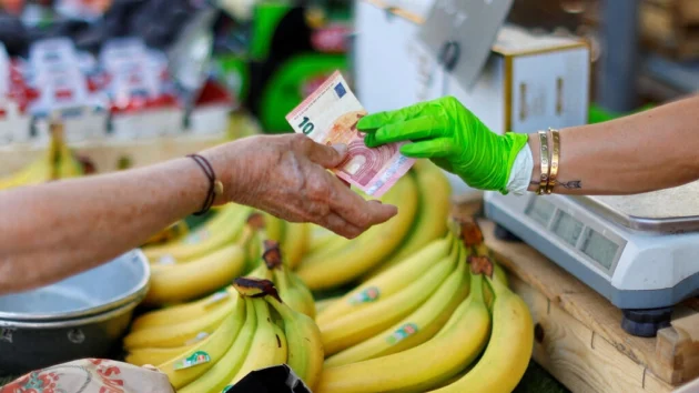 フランス政府、木曜日にインフレ法案を発表へ