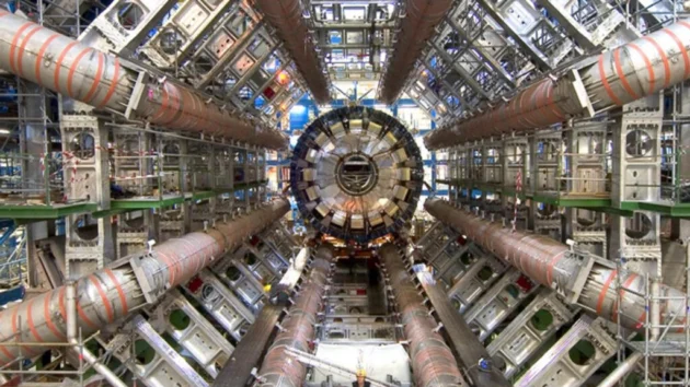 「ヒッグス粒子」の発見から10年後、科学はまだ私たちの起源を探しています