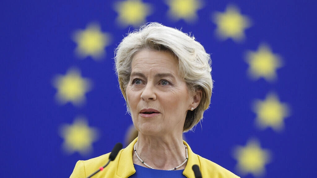 欧州委員会のウルスラ・フォン・デア・ライエン委員長は2022年9月14日、ブリュッセルでエネルギー危機に対処するための新たな施策を発表しました。AP／ジャン＝フランソワ・バディアス