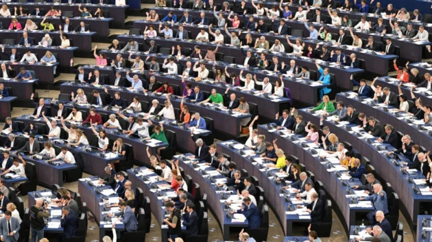 フランスがスパイウェアの使用を主張する中、EUメディア自由法に先立つ厳しい協議