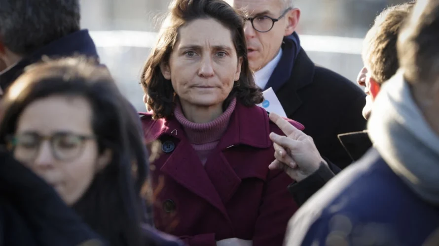 Amélie Oudéa-Casteraは、スポーツ教育省の長に任命されてから1週間も経たないうちに、ホットシートに座っています。AFP - ジェフロイ・ファン・デル・ハッセルト