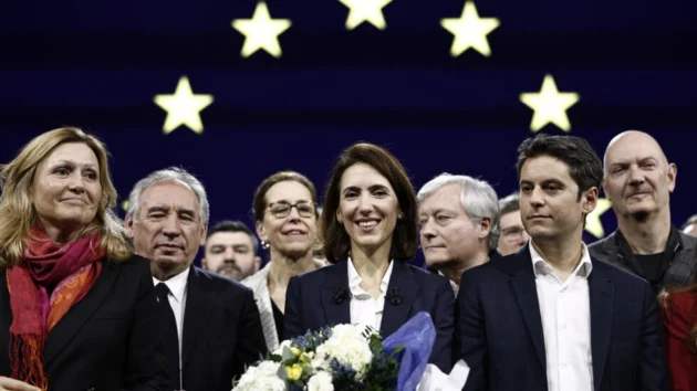 マクロンの党は、フランスの極右を視野に入れたEUキャンペーンを開始する