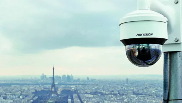 フランスがオリンピックを超えてAI監視を拡大するにつれて、プライバシーへの懸念が高まっています。