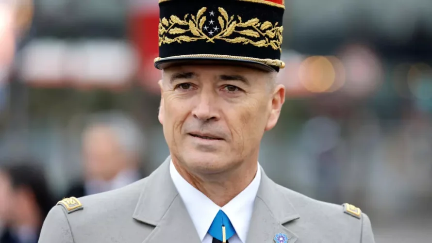 ティエリー・ブルクハルト将軍は、ロシアはフランスをヨーロッパにおける主要な敵と見なしていると言います。ロイター経由 - ルドヴィッチ・マリン