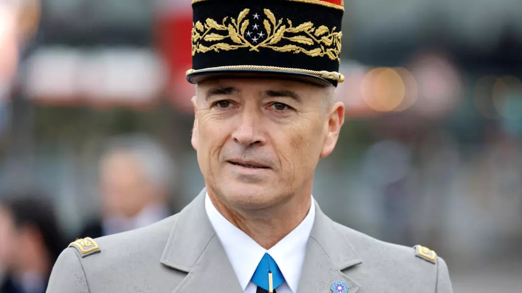 ティエリー・ブルクハルト将軍は、ロシアはフランスをヨーロッパにおける主要な敵と見なしていると言います。ロイター経由 - ルドヴィッチ・マリン