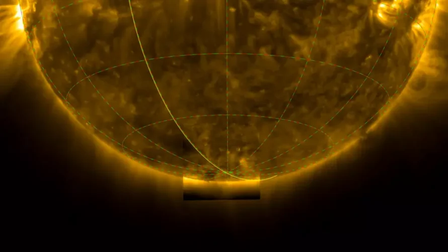 この画像は、太陽の南極のソーラーオービターの眺めを示しています。© ESA&NASA/ソーラーオービター/EUIチーム、D。バーグマンズ（ROB）